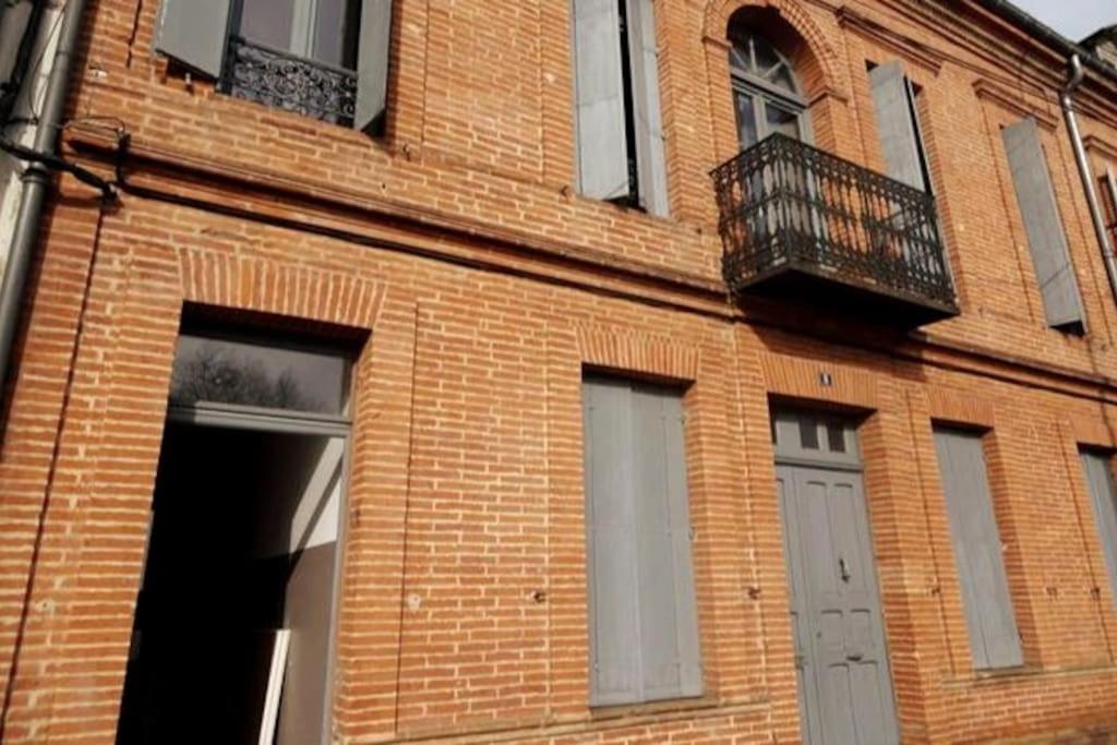 Le Cours Foucault - 3 Appartements - 8 Couchages Montauban Eksteriør billede